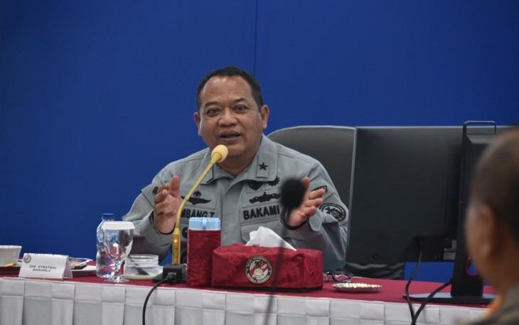 Laksma Bambang Trijanto Gantikan Laksma Rakhmawanto Jabat Kazona Bakamla RI Wilayah Barat