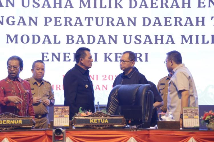 Kejar Tambahan PAD dari Participating Interest: Gubernur Ansar Usulkan Ranperda BUMD Energi Kepri