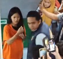 Karyawati PT Sat Nusapersada Batam Gelapkan Ratusan Handphone untuk Bayar Hutang Pinjol