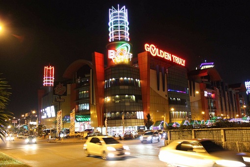 BCS Mall salah satu mall terpopuler di Kota Batam (internet)